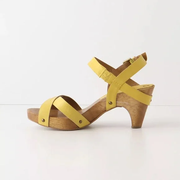 Anthropologie Schuler & Sons Yellow Wood Clog Sandal heel 8.5 Retro Cottagecore - Picture 3 of 16